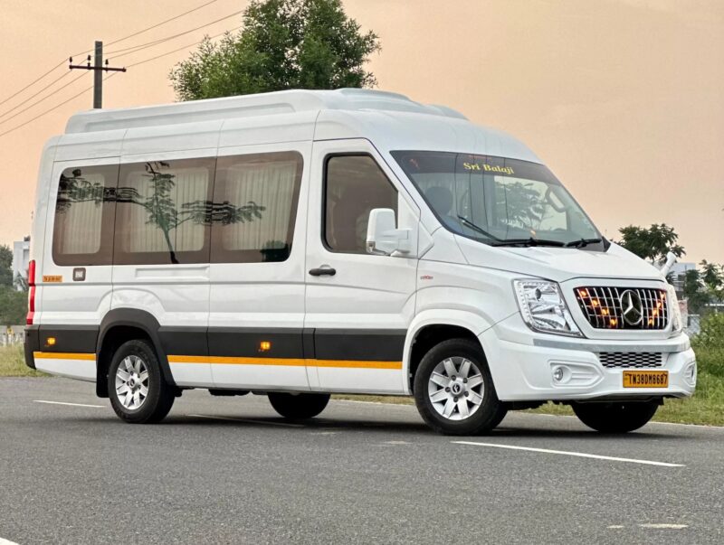 14 Seater Tempo Traveller
